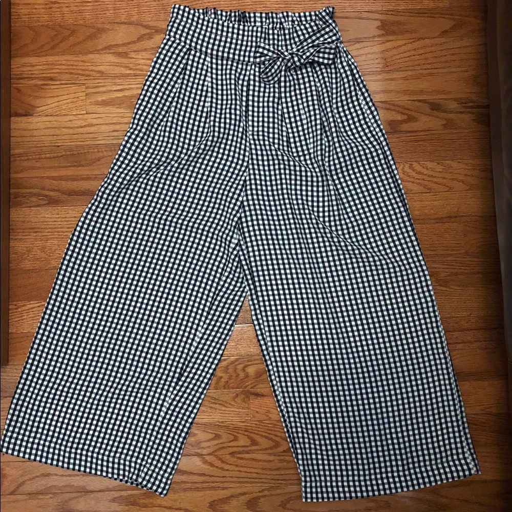 Forever 21 Wide leg gingham pants